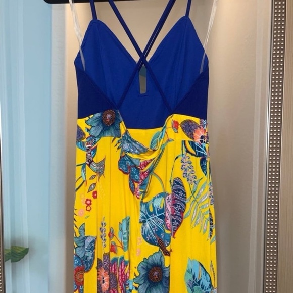 Boutique Yellow and Blue Jumpsuit - Picture 5 of 7